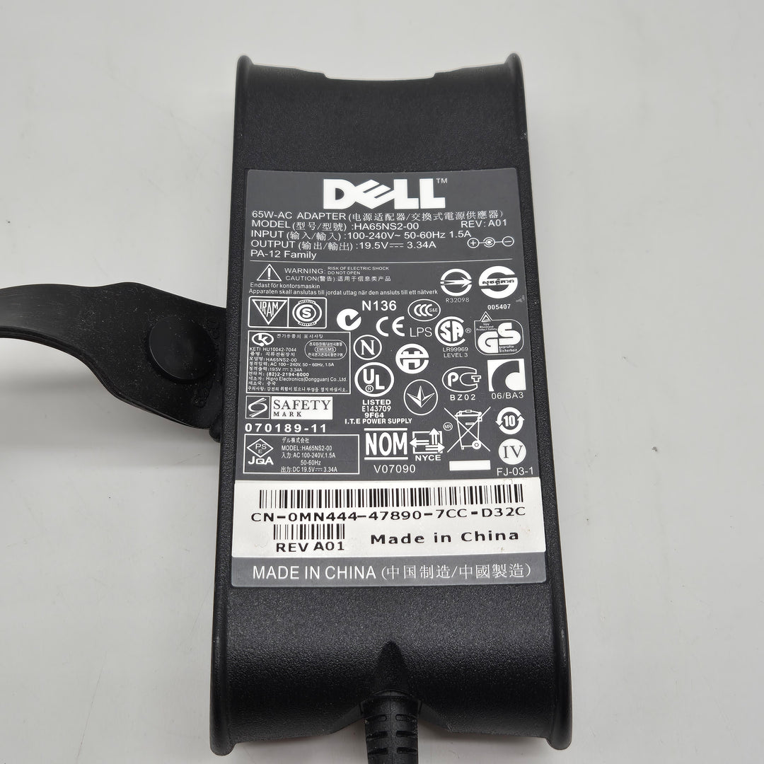 Dell nätadapter 65W i mycket gott skick