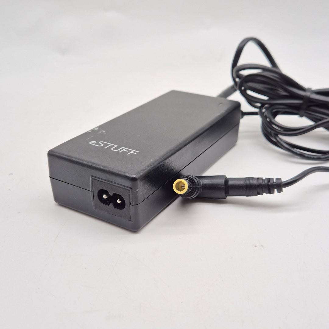 eSTUFF AC-adapter 90W mycket gott skick