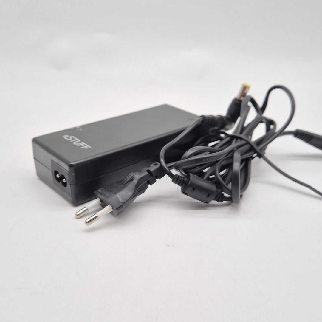 eSTUFF AC-adapter 90W mycket gott skick