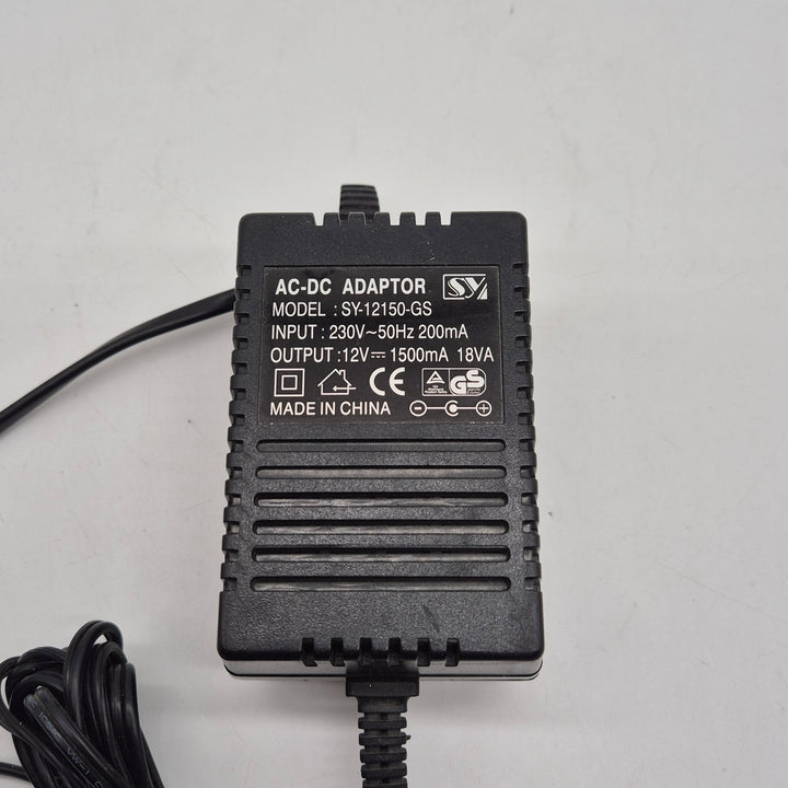 Begagnad Nätadapter SY 12V 1500mA