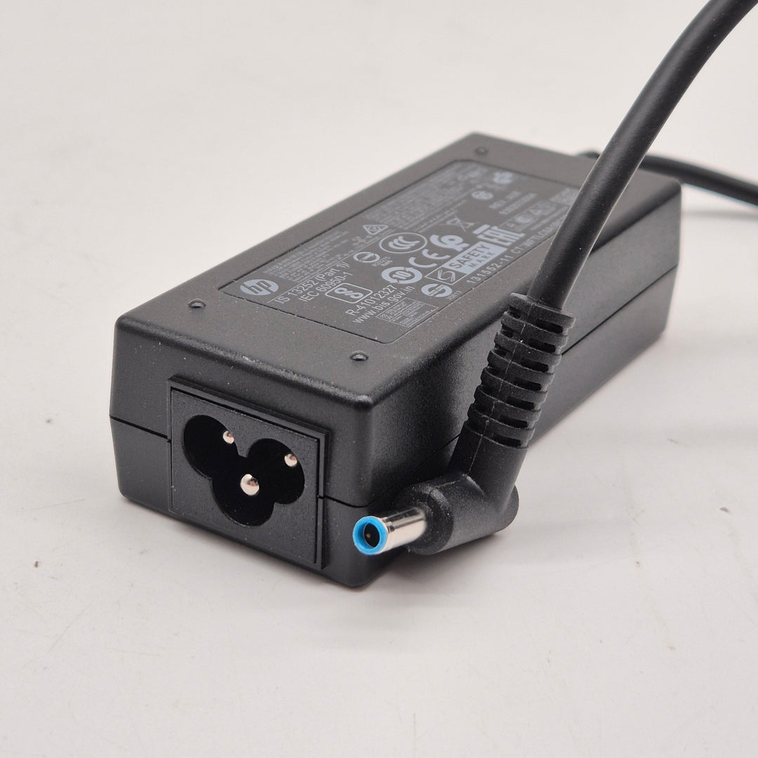 HP AC Adapter Begagnad Mycket Gott Skick