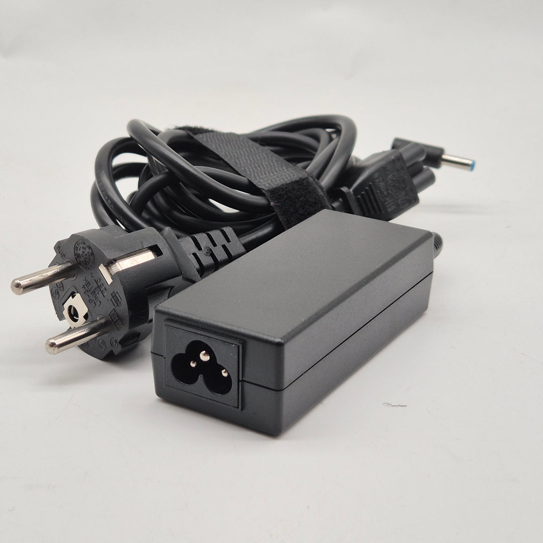 HP AC Adapter Begagnad Mycket Gott Skick