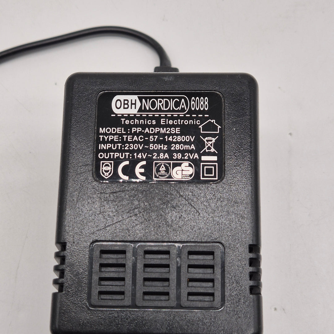 OBH Nordica nätadapter hållbar och effektiv