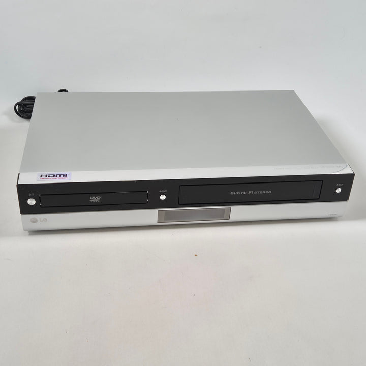 Elegant LG DVD-spelare med HDMI anslutning