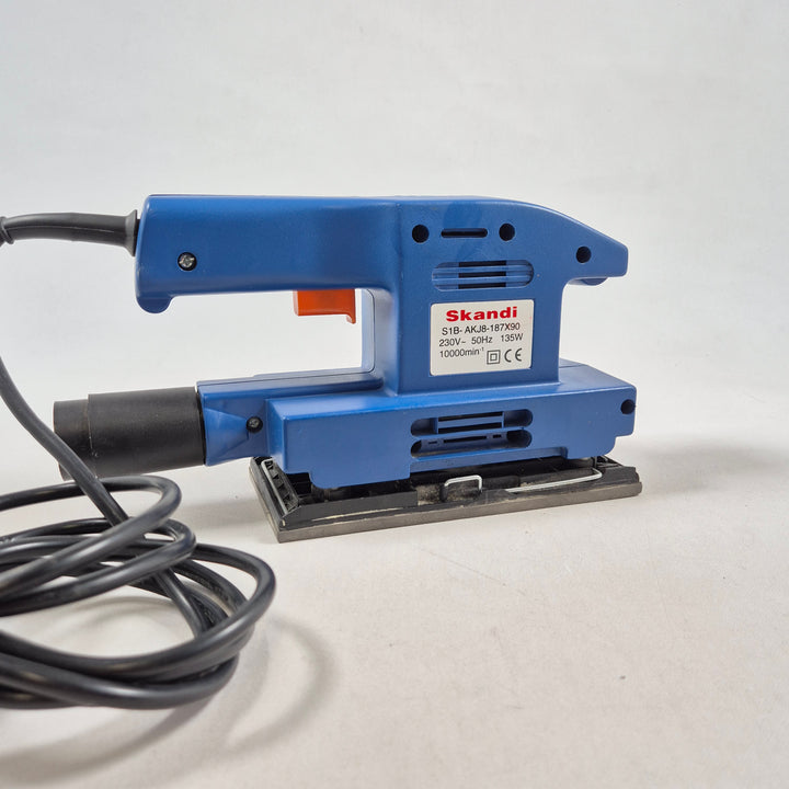 Skandi elektrisk slipmaskin 135W begagnad
