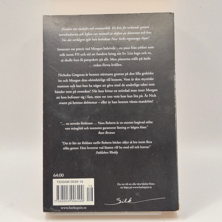Nora Roberts roman Händelser vid vattnet pocket