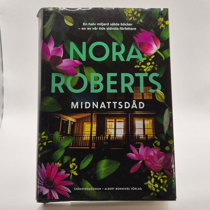 Midnattsdåd Nora Roberts Bok Begagnad