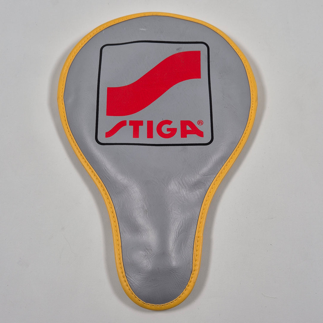 Retro bordtennisracket i trä från Stiga