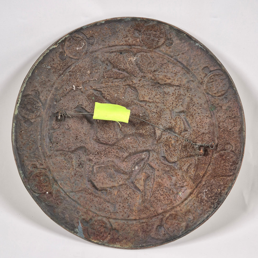 Antik koppartallrik med historiska motiv