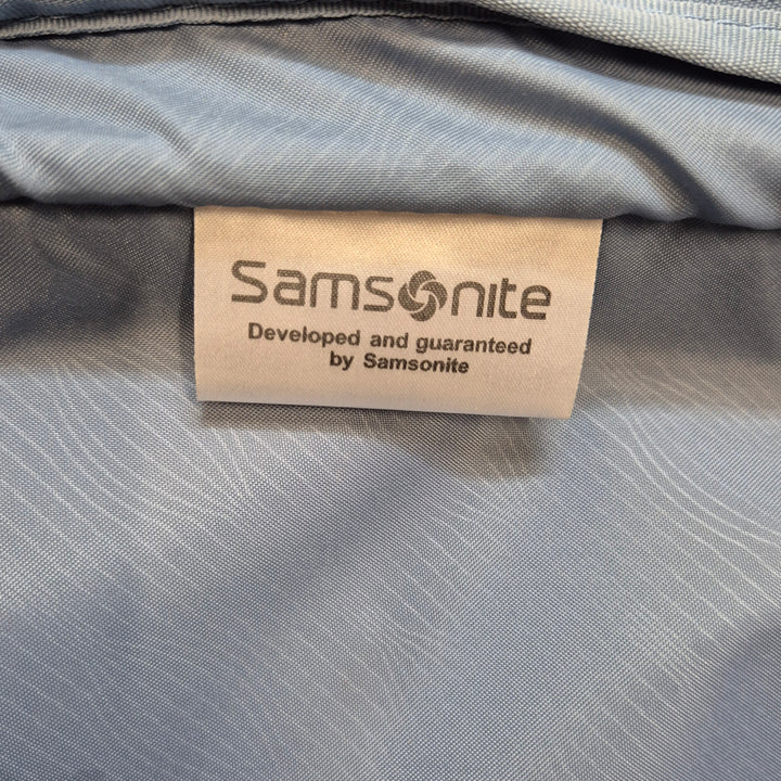 Samsonite Resväska Elegant och Hållbar i Polyester