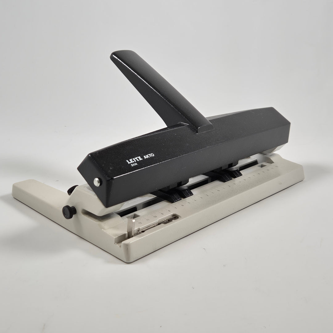 Leitz Akto Robust Häftapparat i Metall