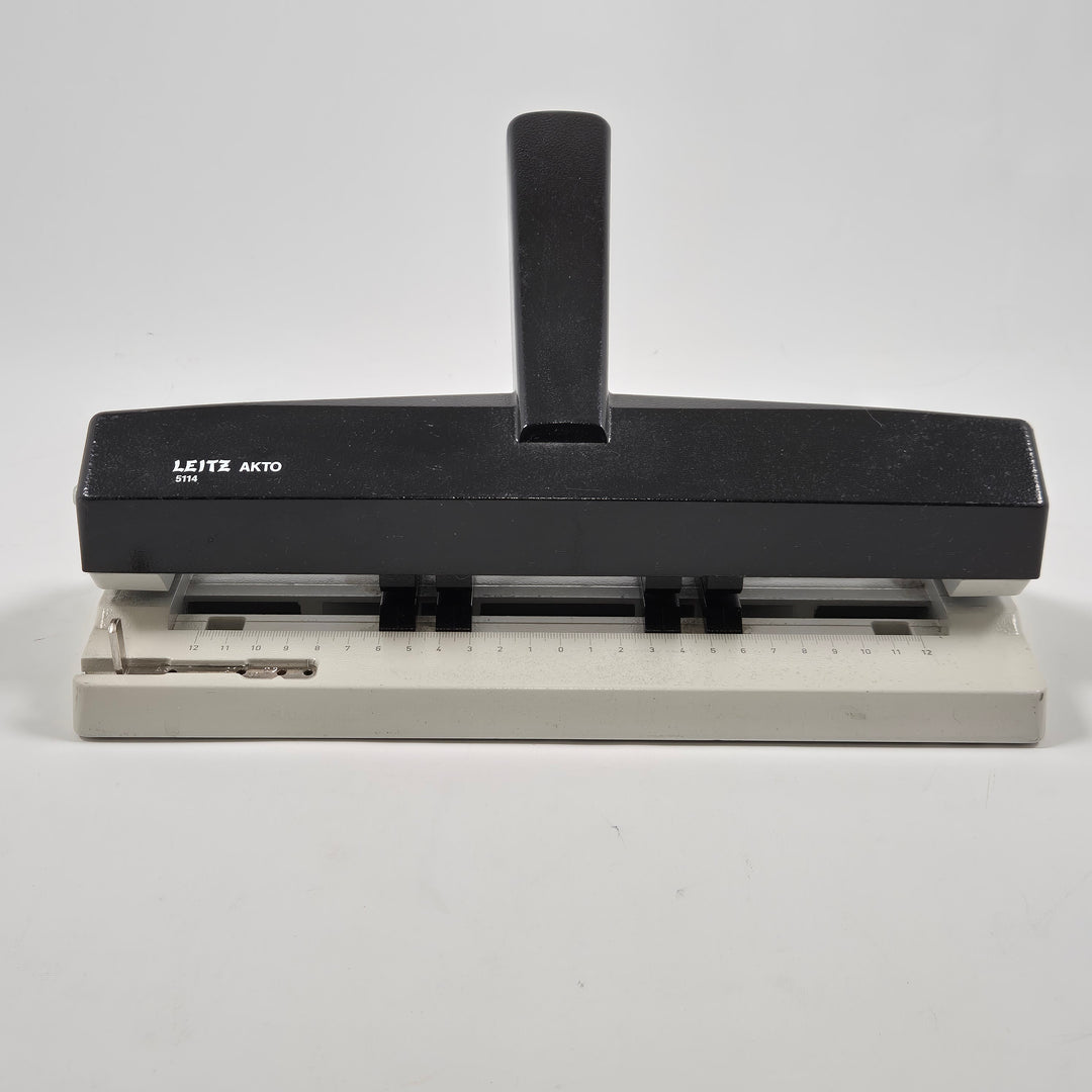 Leitz Akto Robust Häftapparat i Metall