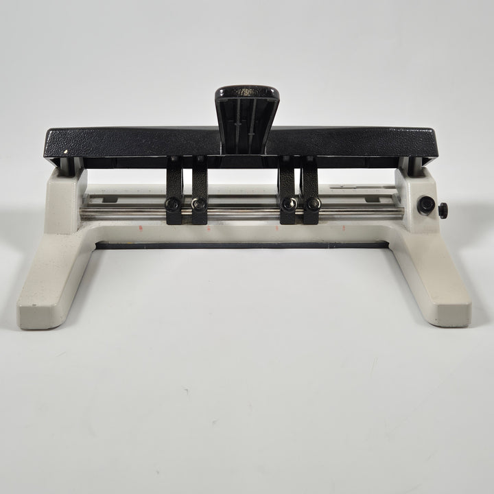 Leitz Akto Robust Häftapparat i Metall