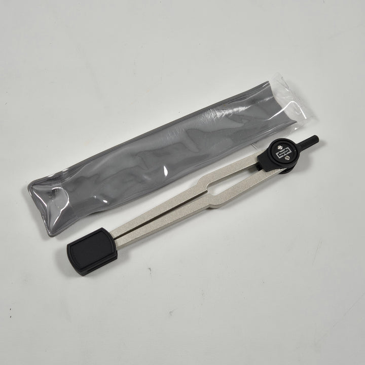 Staedtler cirkelpassare i silvermetall, precisionsdesign
