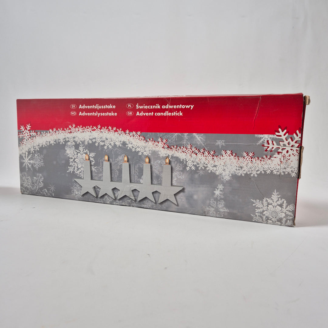 Retro adventsljusstake i vitmålat trä