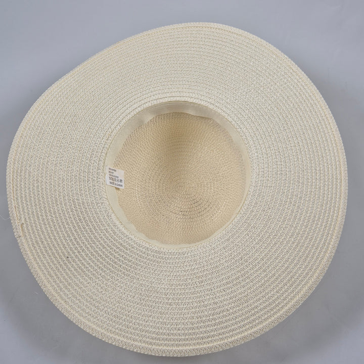 Solhatt med leopardmönstrat band elegant stil