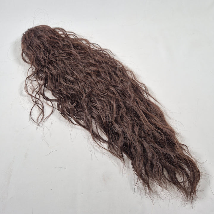 Unik löshårsperuk i syntetiska fibrer