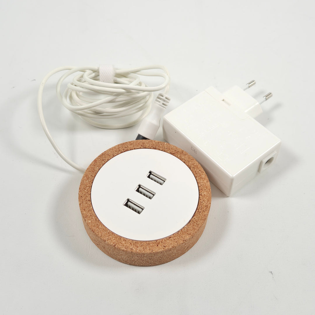 Miljövänlig USB-laddare i kork från IKEA