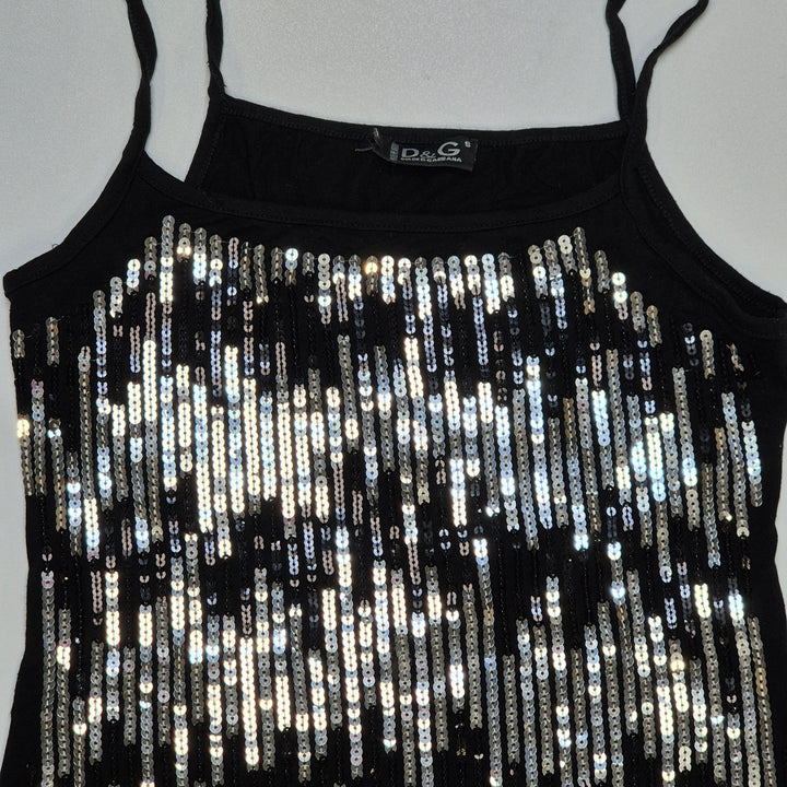Elegant svart topp med silverpärlor från Dolce & Gabbana