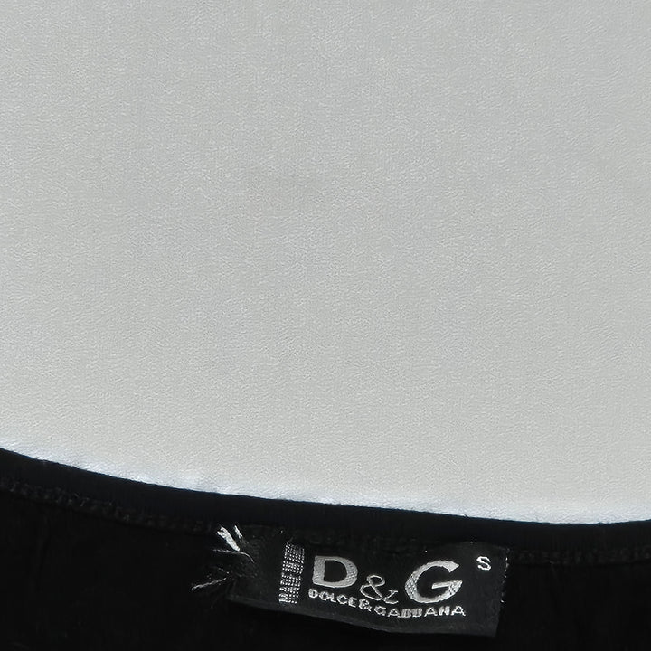 Elegant svart topp med silverpärlor från Dolce & Gabbana