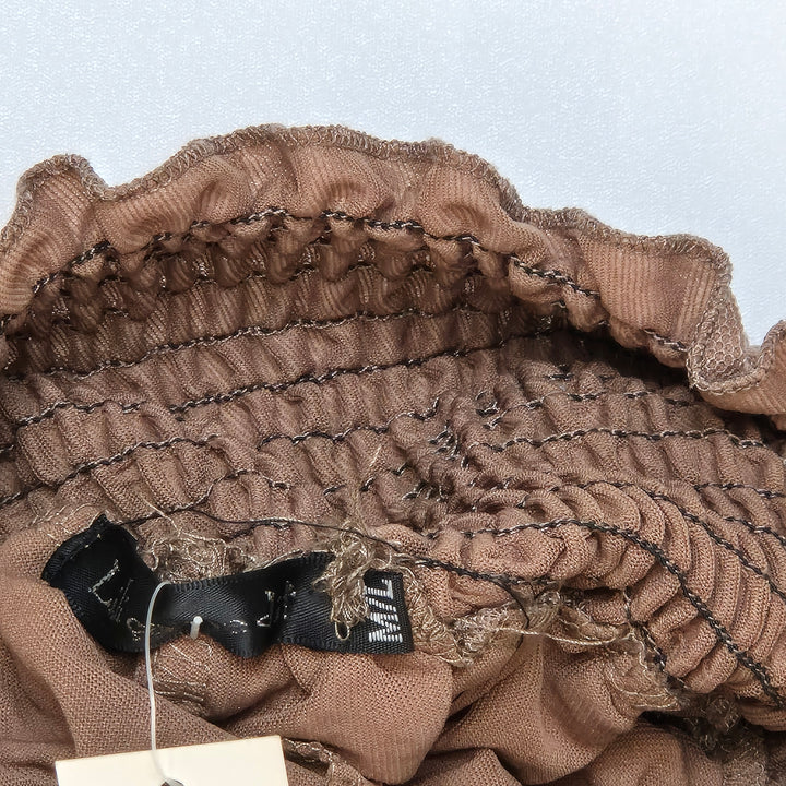 Ny Tyllklänning i Vintage Stil – Brun Volangdesign