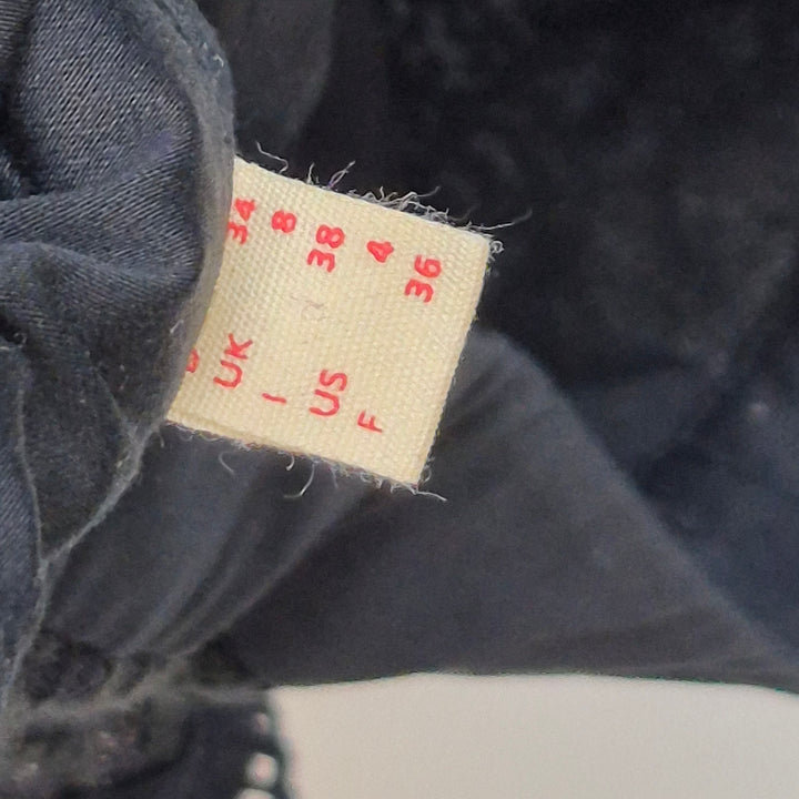 Retro Mörkgrå Spetsshorts Nästan Nyskick