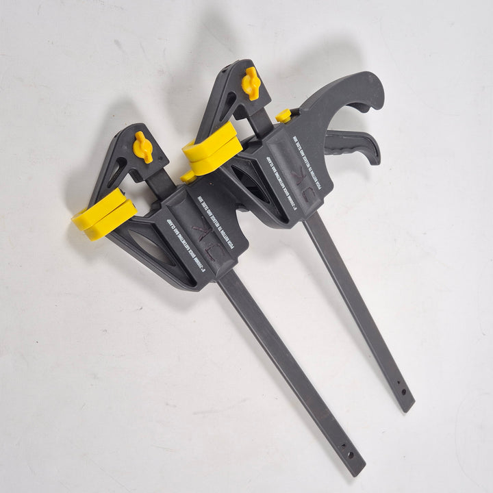 Robust och pålitlig skruvklämma i plast och metall