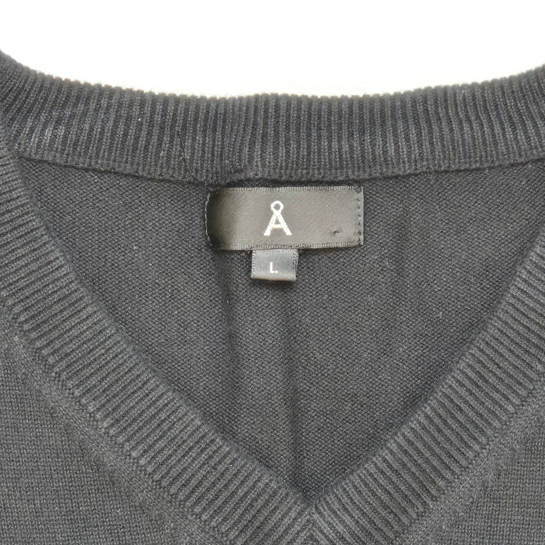 Grå V-ringad herrtröja i mycket gott skick