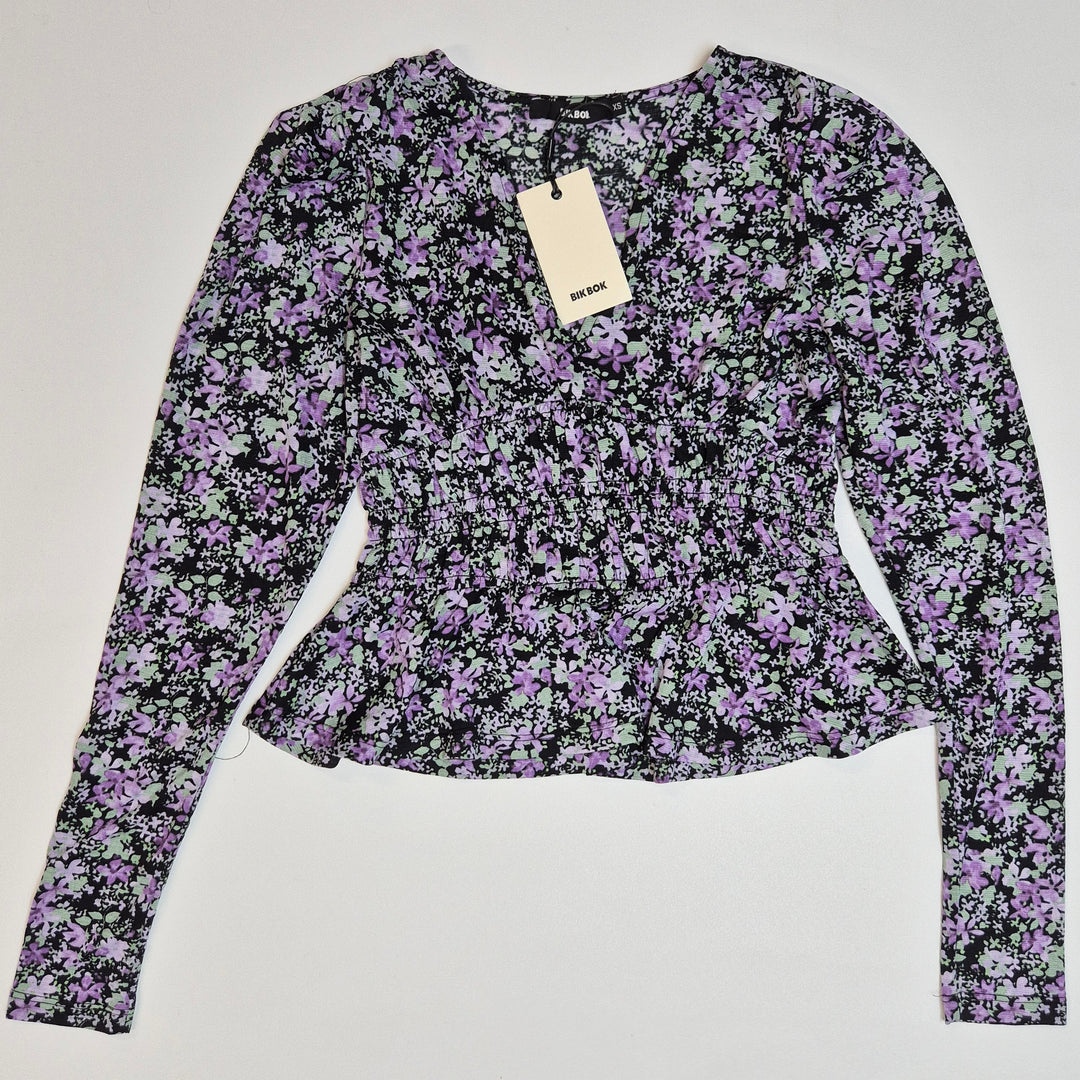 Bikbok blus med blommönster ny XS