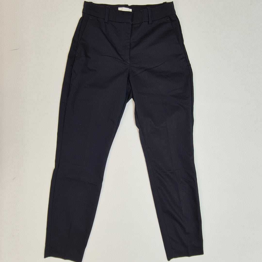 Klassiska svarta byxor H&M EUR 36