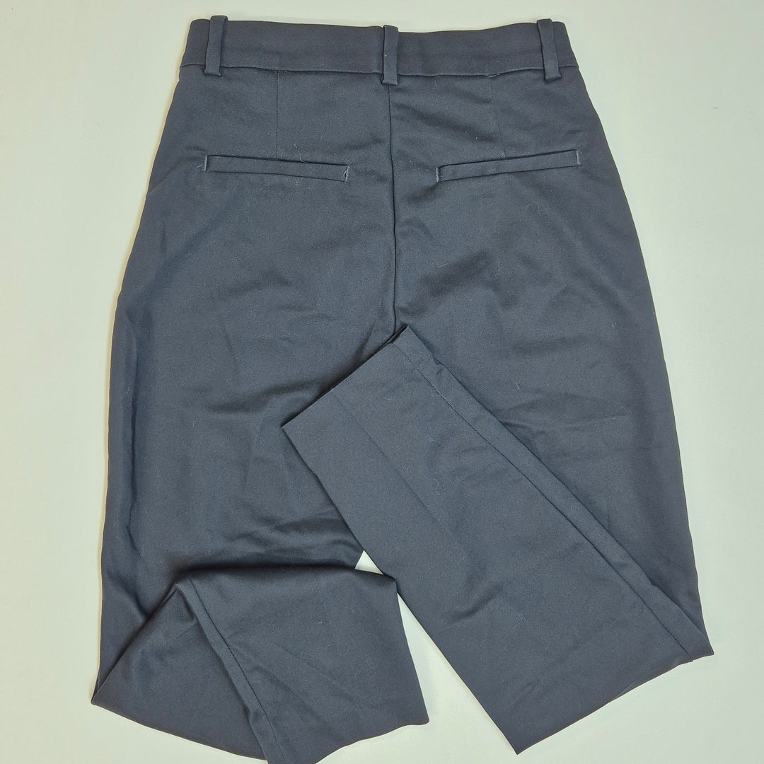 Klassiska svarta byxor H&M EUR 36