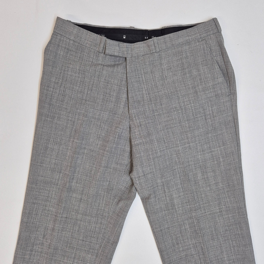 Klassiska grå kostymbyxor i ullblandning