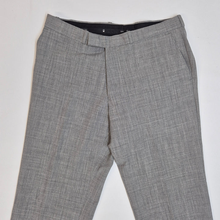 Klassiska grå kostymbyxor i ullblandning