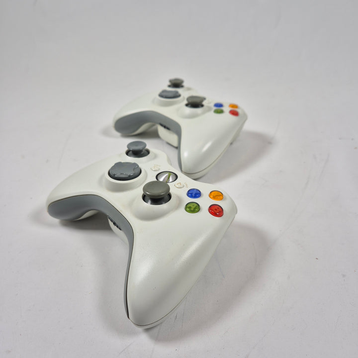 Trådlösa Xbox-handkontroller i gott skick