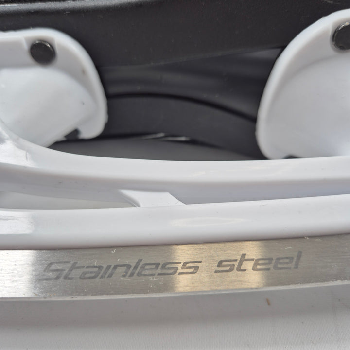 Hespeler hockeyskridskor stl 38 i fint skick