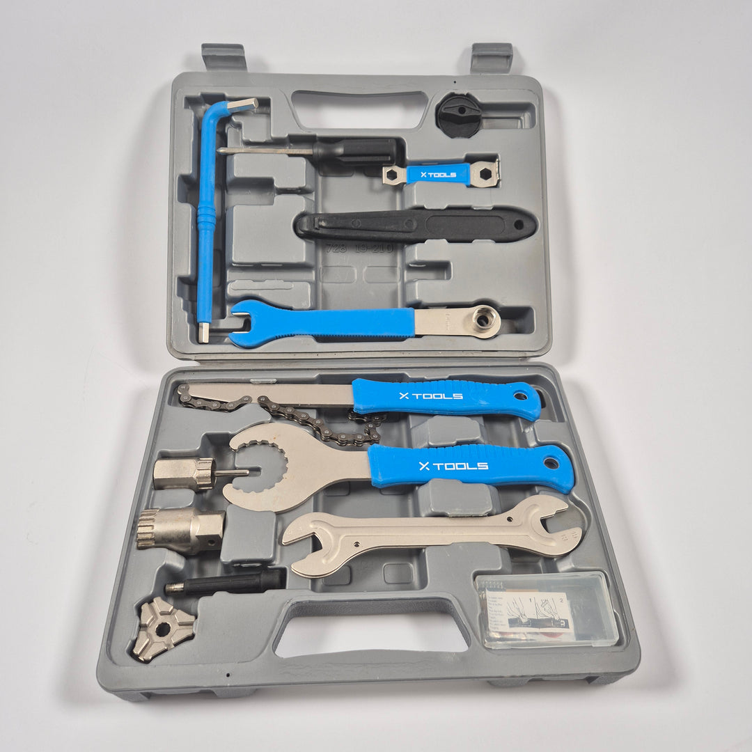 X Tools cykelverktygssats i hård väska