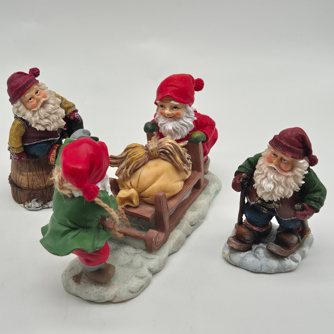 Hedlund juliga tomtefigurer set om fyra