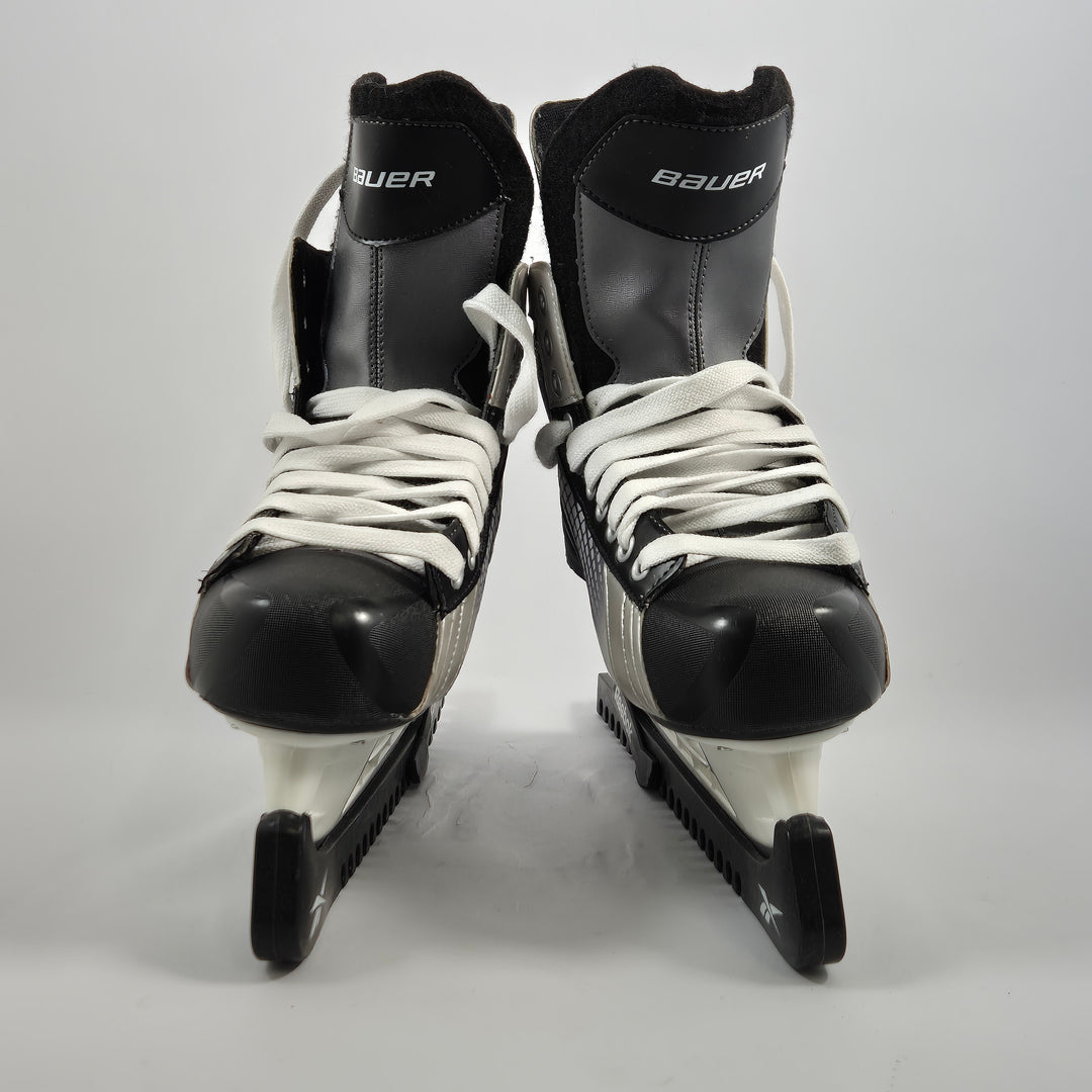 Bauer ishockeyskridskor svartvit storlek 8