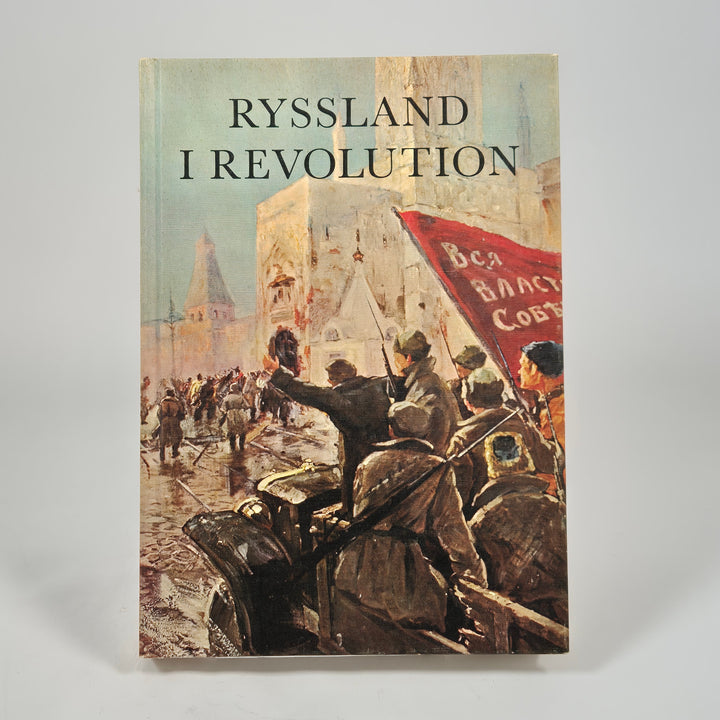 Ryssland i revolution historisk faktabok retro
