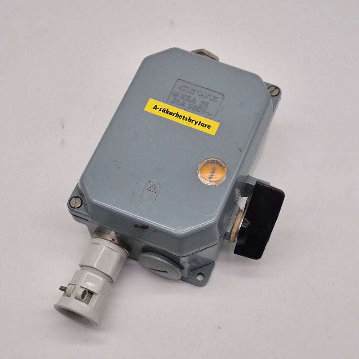 Retro CEWE KSA 25 säkerhetsbrytare metall