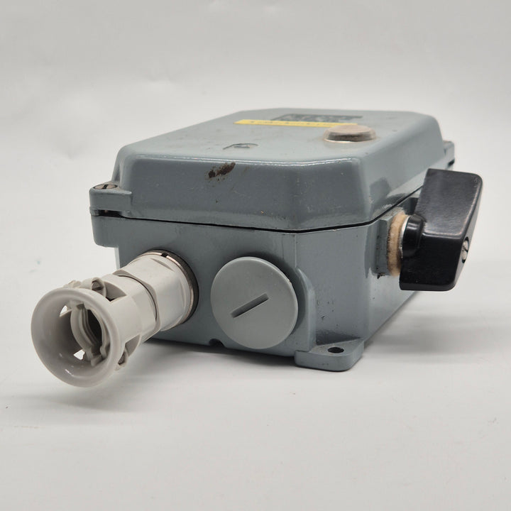 Retro CEWE KSA 25 säkerhetsbrytare metall