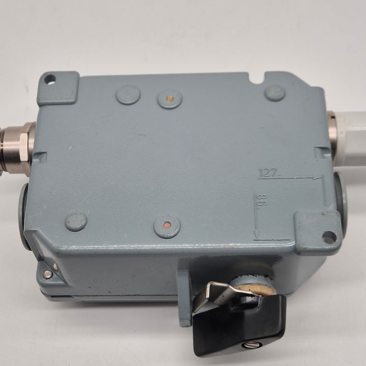 Retro CEWE KSA 25 säkerhetsbrytare metall