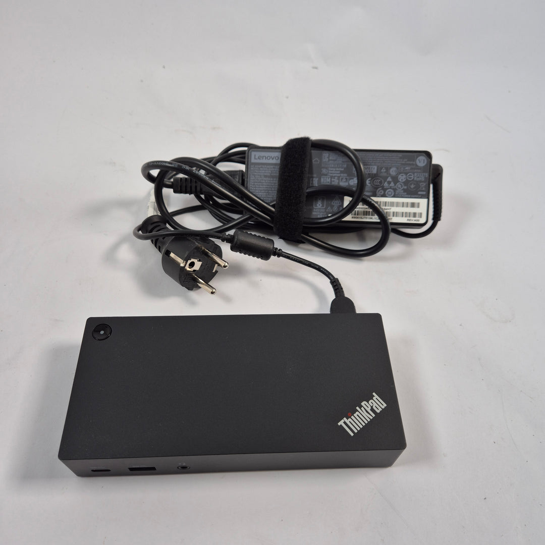Lenovo ThinkPad dockningsstation med nätadapter svart