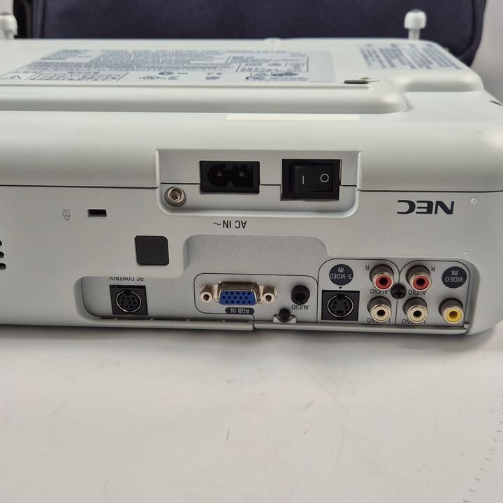 NEC VT46 retro projektor med väska