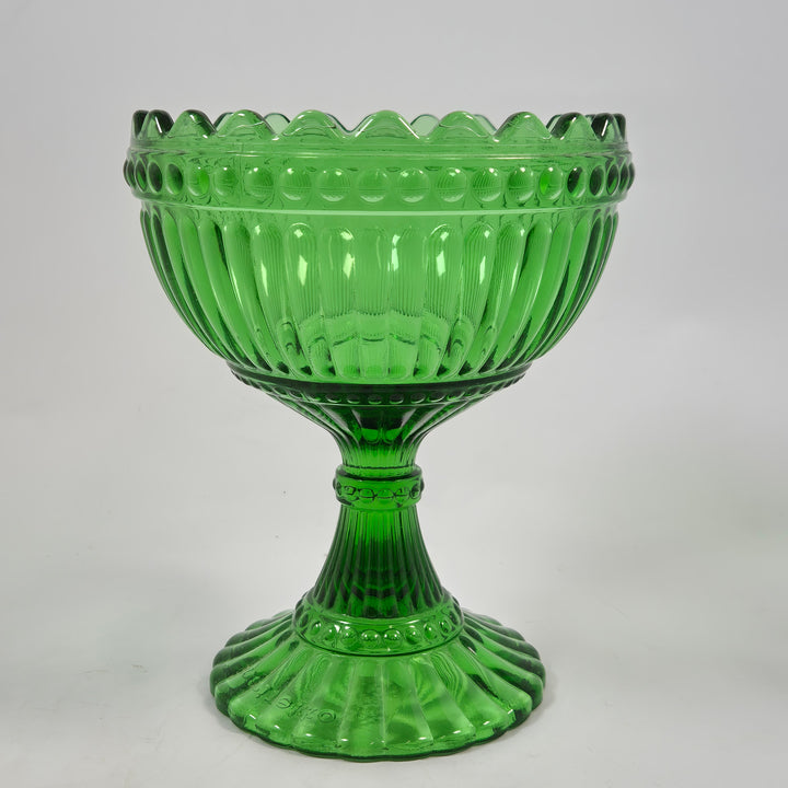 Elegant grön glasskål på fot Iittala