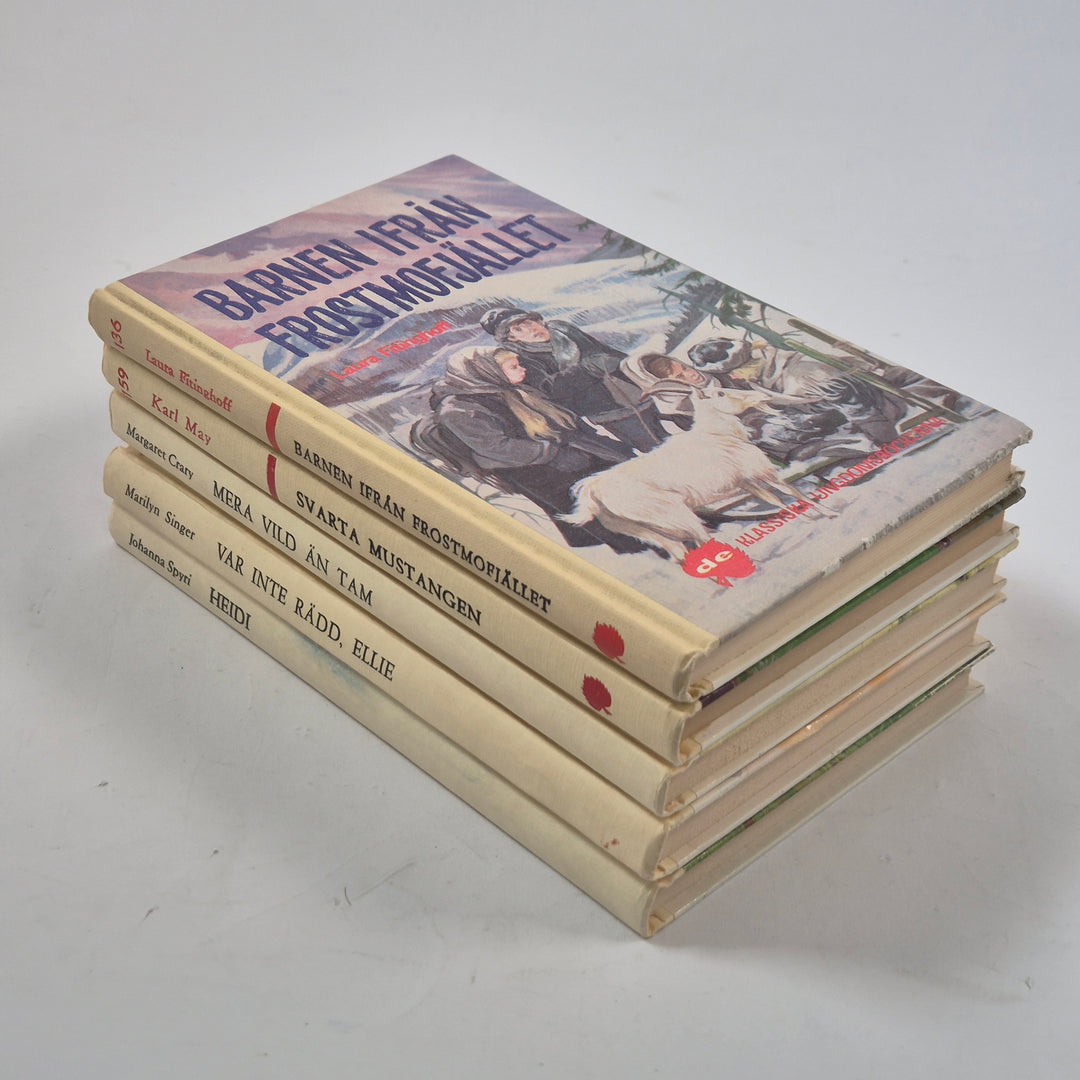 Retro bokpaket klassiska ungdomsböcker inbundna