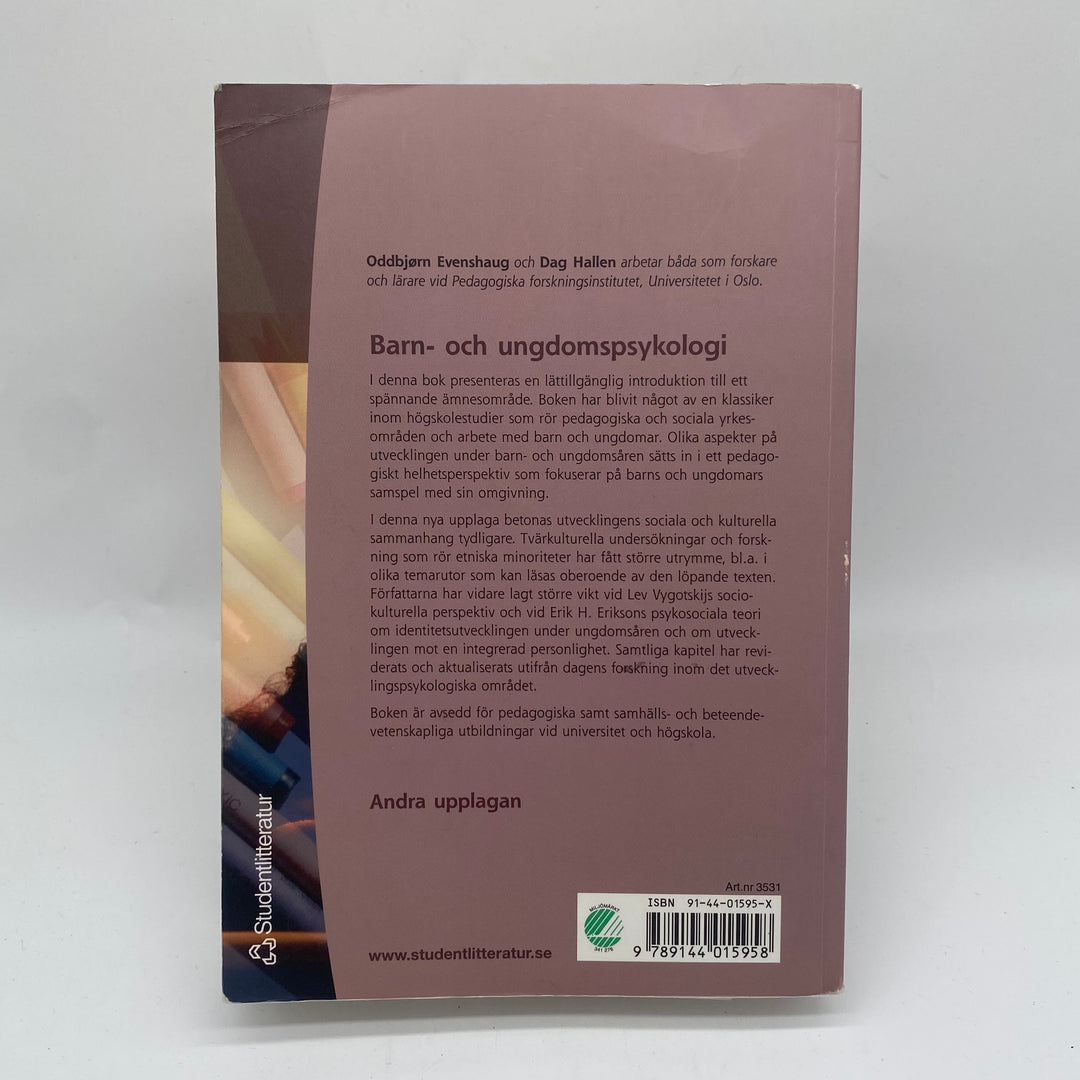 Barn- och ungdomspsykologi bok mycket gott skick