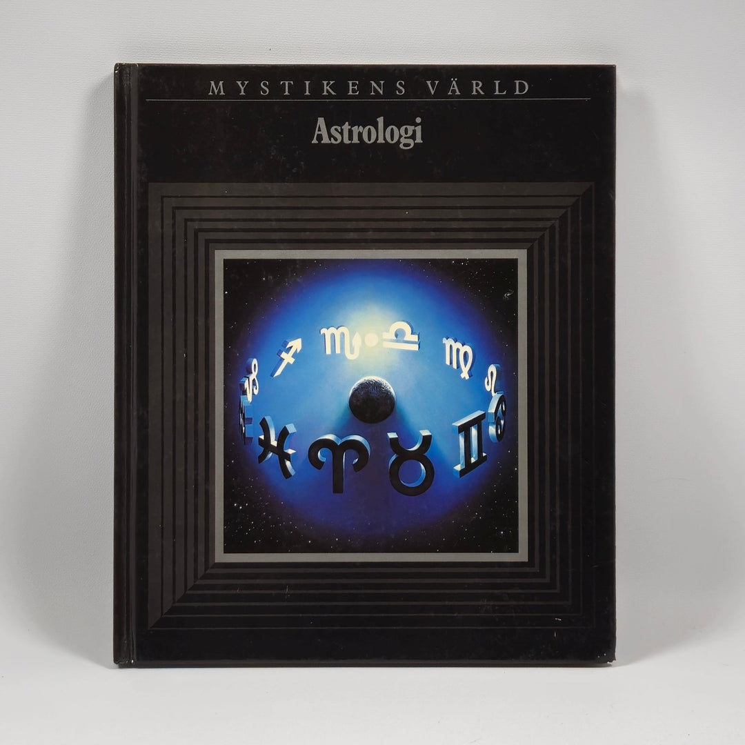 Mystikens Värld: Astrologi – Utforska Universums Hemligheter - Homy Secondhand Online
