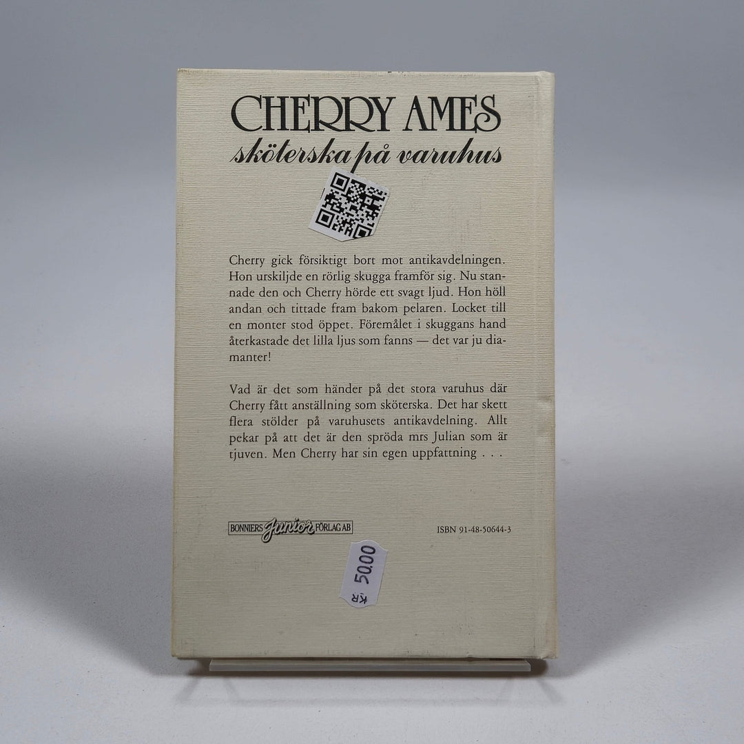 Cherry Ames Sköterska på Varuhus - Helen Wells - Homy Secondhand Online
