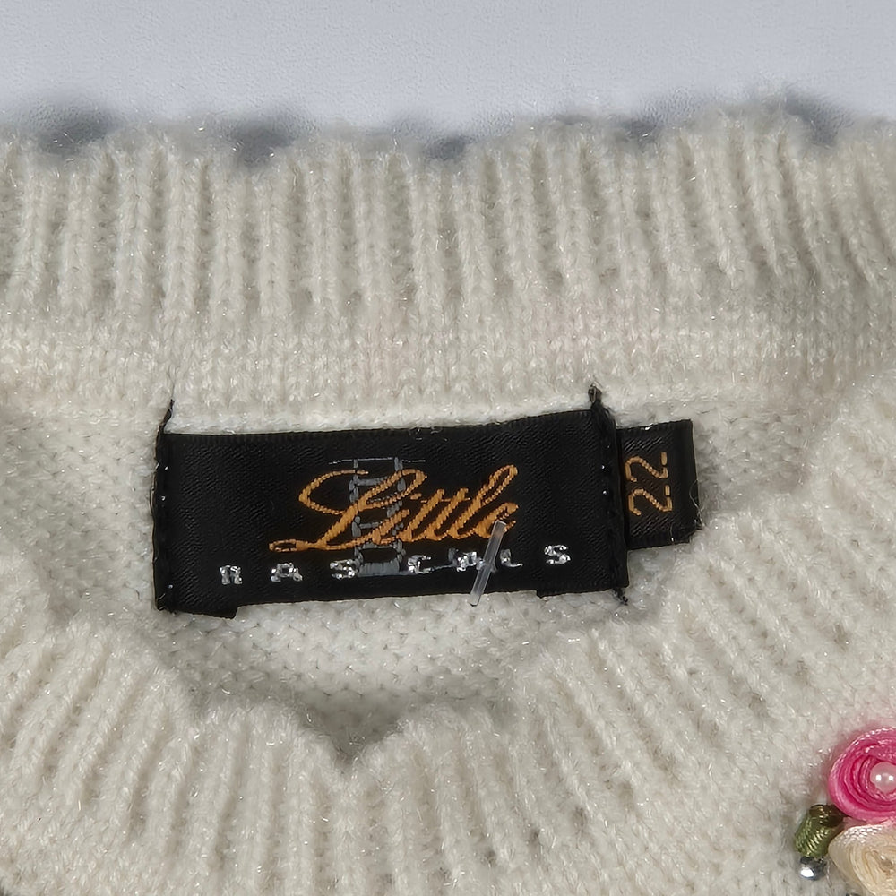 Charmig stickad tröja med blomdekorationer för barn - Homy Secondhand Online